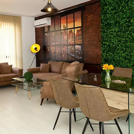 Daire High-end 2bd In The Center Of By Flat Mаnager