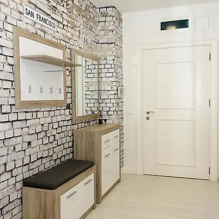 Daire High-end 2bd In The Center Of By Flat Mаnager Varna