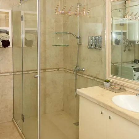Daire High-end 2bd In The Center Of By Flat Mаnager Varna